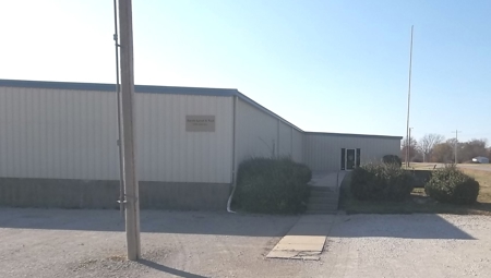 Manufacturing Building with Land for Sale in Neodesha, KS - image 1
