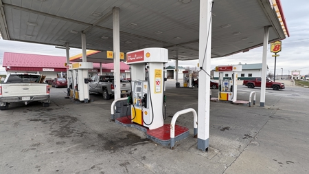 Bethany, Mo Gas Station For Sale - image 41