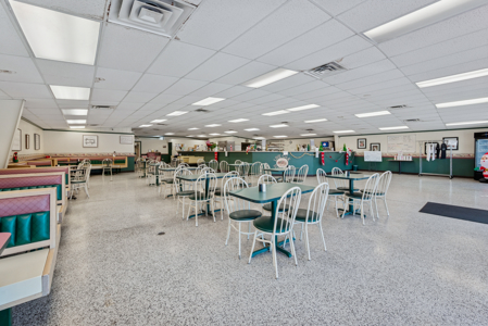 Commercial Live Oak Sub Shop for Sale in Suwannee County - image 20