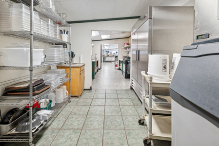 Commercial Live Oak Sub Shop for Sale in Suwannee County - image 13