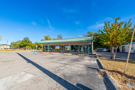 Commercial Live Oak Sub Shop for Sale in Suwannee County - image 2