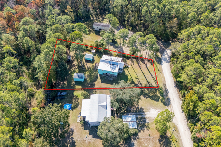 Country Coastal Home For Sale in Suwannee, FL - image 24