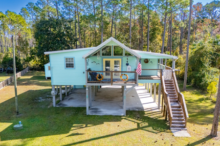 Country Coastal Home For Sale in Suwannee, FL - image 4