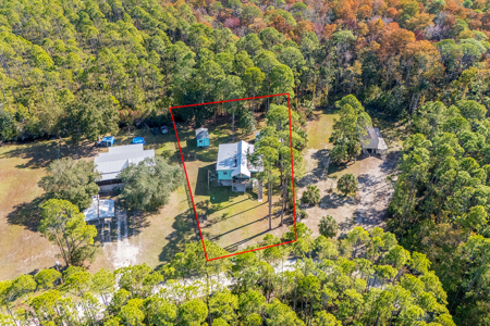 Country Coastal Home For Sale in Suwannee, FL - image 21