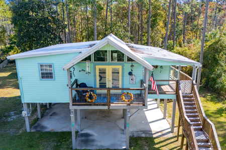 Country Coastal Home For Sale in Suwannee, FL - image 6
