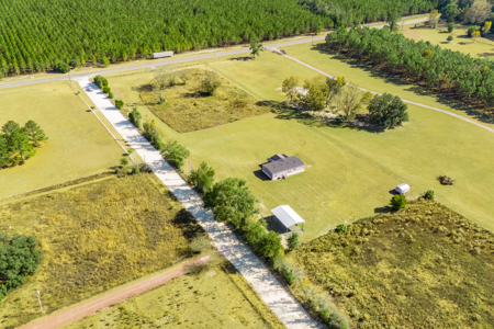 Modern Farmhouse on 5 Acres for Sale in Lake City, Florida - image 46