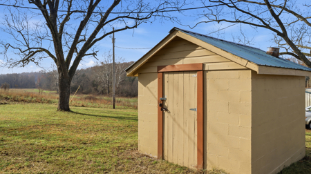 186 Acres in Squires MO – Farm, Home, Ponds & Excellent Deer Hunt - image 24