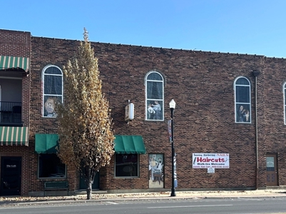 Prime Commercial Opportunity on Washington Street! - image 1