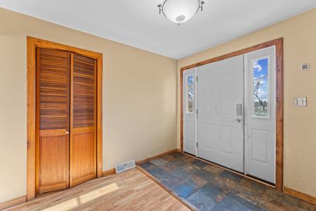 Ranch-Style Home Set on 1.34 Acres in the Town of Marcellon WI - image 4