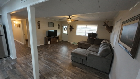 3 Bed Brick Home with Acreage | Remodeled | Atlanta, TX - image 4