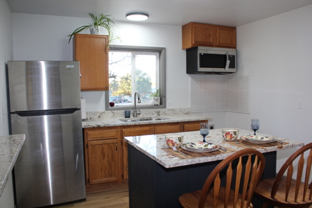 Totally Updated and Remodeled Cottage! - image 10