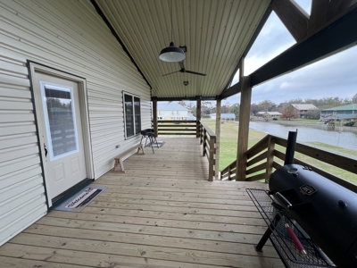 Beautiful Lake Home for Sale in North Wilderness Subdivision - image 19