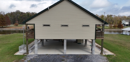 Beautiful Lake Home for Sale in North Wilderness Subdivision - image 13