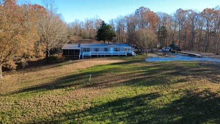 Country Home for Sale in Wayne County, Tennessee - image 2