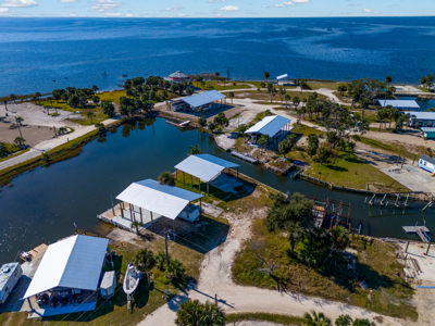 Canal Front Property For Sale on Cedar Island! - image 10