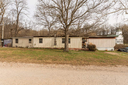 Creekfront Property for sale in the Arkansas Ozarks - image 6