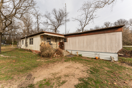 Creekfront Property for sale in the Arkansas Ozarks - image 5