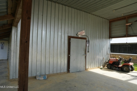 Income-Producing Poultry Farm in Silver Creek, Mississippi - image 13