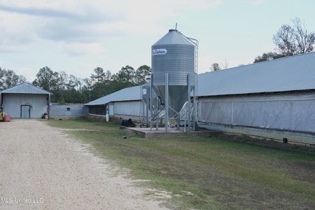 Income-Producing Poultry Farm in Silver Creek, Mississippi - image 9
