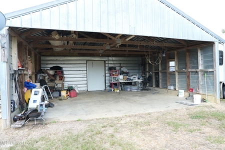 Income-Producing Poultry Farm in Silver Creek, Mississippi - image 30