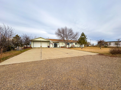 Charming Country Home Just 4 Miles North of Glasgow - image 24