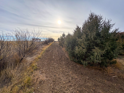 Charming Country Home Just 4 Miles North of Glasgow - image 8
