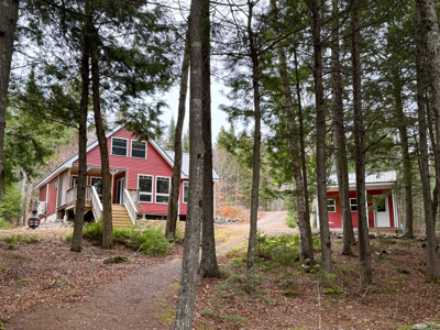 Downeast Lakefront Cottage - Robbinston, Maine - image 5