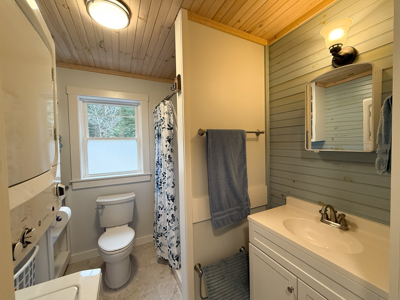 Downeast Lakefront Cottage - Robbinston, Maine - image 30