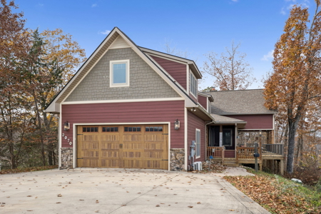 Custom-Built Home in Lake-View Community of Byrdstown, TN - image 2