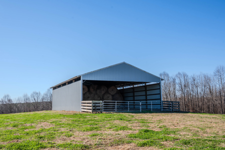 Tennessee 94 Acres of Turn-Key Country Living! - image 46