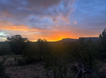 Beautiful Northern AZ off grid Dream getaway - image 23