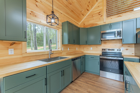 A-Frame cabin near the Tennessee River! - image 20