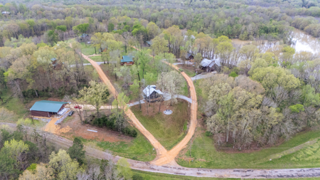A-Frame cabin near the Tennessee River! - image 40