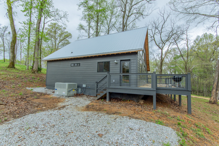 A-Frame cabin near the Tennessee River! - image 3