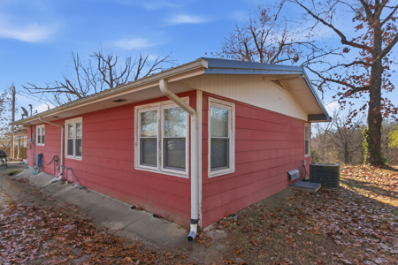 Cozy Gainesville Home Near Lakes, Rivers & National Forest - image 23