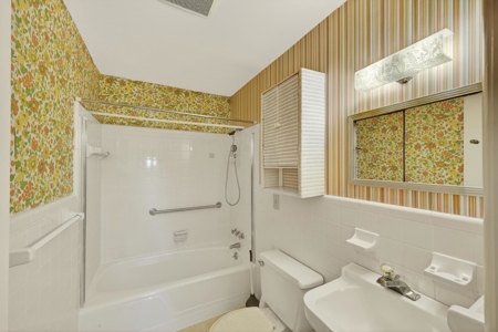 ​Midway Homestead – 3,900 SqFt Home on 25± Acres • Bamberg County - image 4