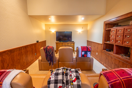 Kebler Corner - Mountain Guest Ranch, RV Park, Luxury Home - image 38