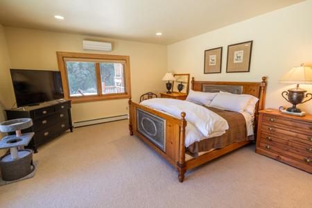 Kebler Corner - Mountain Guest Ranch, RV Park, Luxury Home - image 40