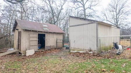 Country Home & Acreage for sale in the Arkansas Ozarks - image 42