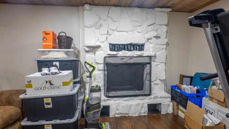 Country Home & Acreage for sale in the Arkansas Ozarks - image 26