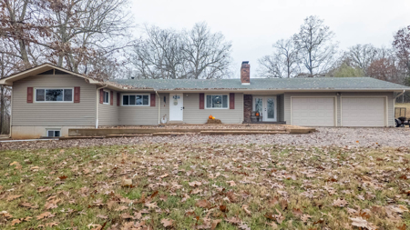 Country Home & Acreage for sale in the Arkansas Ozarks - image 3