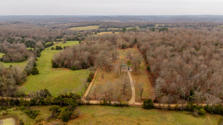 Country Home & Acreage for sale in the Arkansas Ozarks - image 44