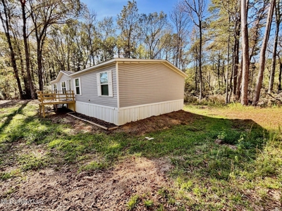 Southern Double Wide on 1.42 Acres in North Pike District - image 20