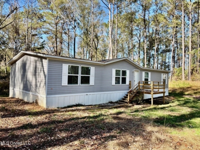 Southern Double Wide on 1.42 Acres in North Pike District - image 2