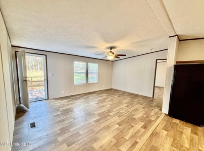 Southern Double Wide on 1.42 Acres in North Pike District - image 3