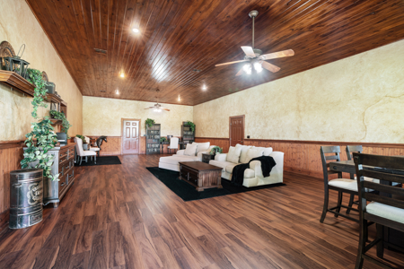 Luxury Country Estate on 26.78± Acres with Equestrian Amenities - image 41