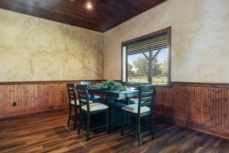 Luxury Country Estate on 26.78± Acres with Equestrian Amenities - image 43