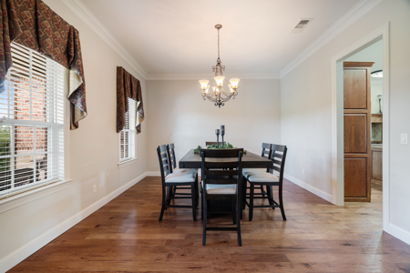 Luxury Country Estate on 26.78± Acres with Equestrian Amenities - image 18