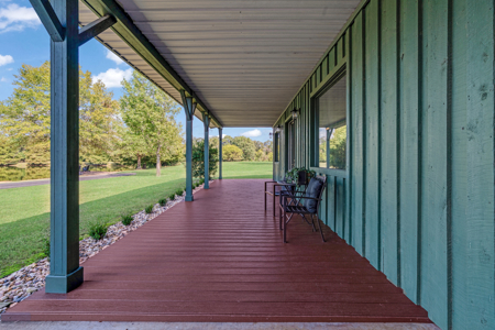 Luxury Country Estate on 26.78± Acres with Equestrian Amenities - image 40