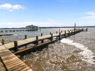 Mid-Century Beauty on the Pamlico - Washington, NC - image 11